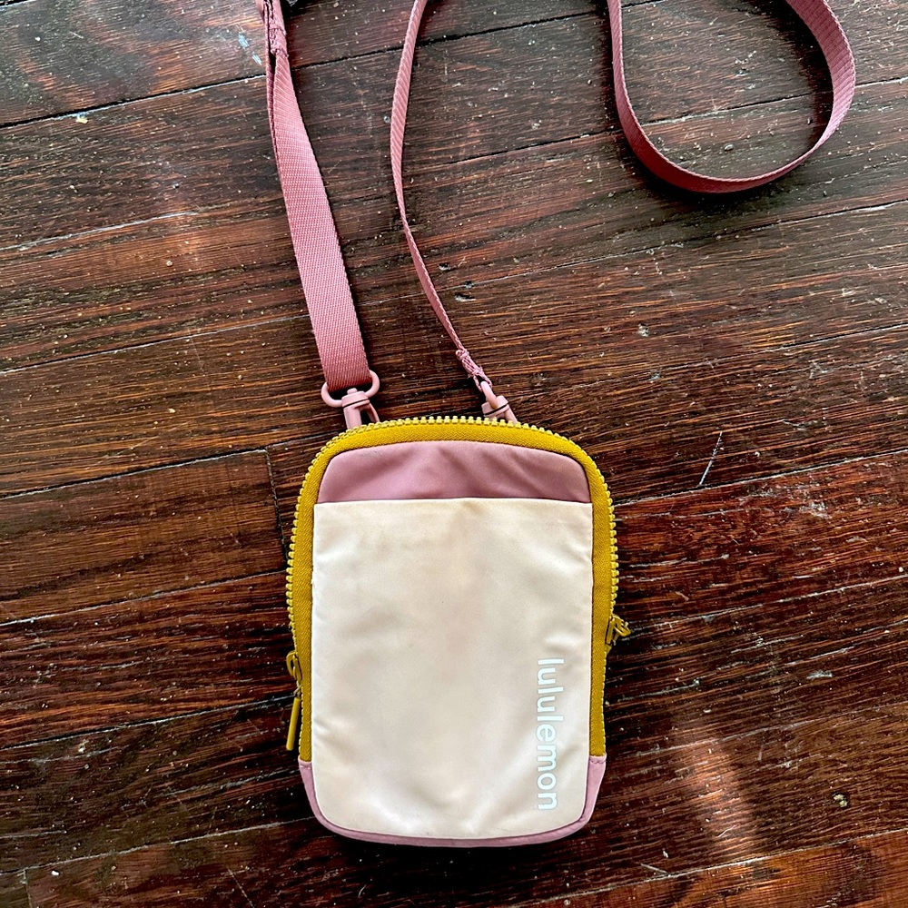 Lululemon cross body bag